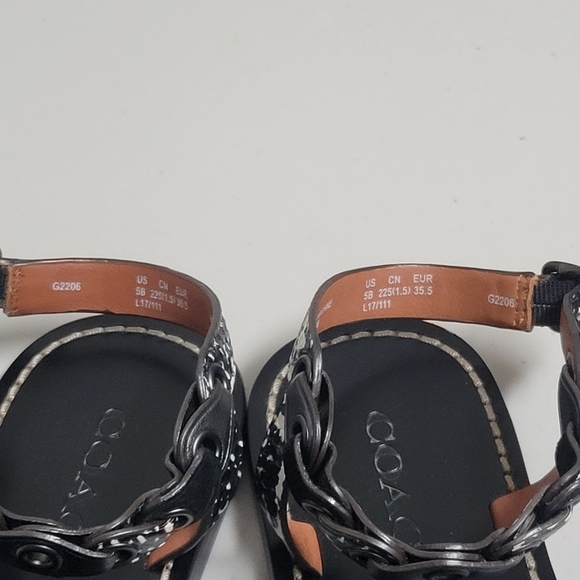 Coach Sandals With Coach Link Size 5B. - Picture 13 of 14